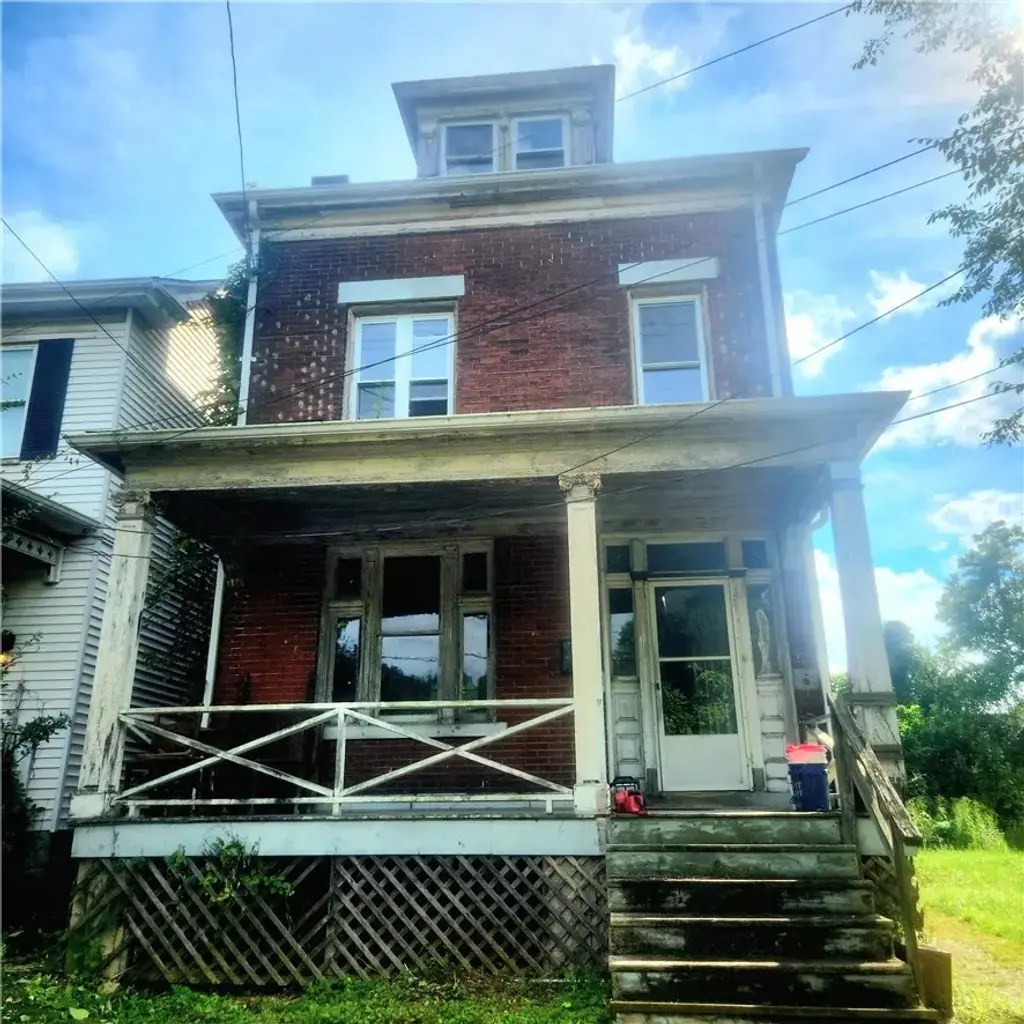7938 Tioga, Homewood Brushton
