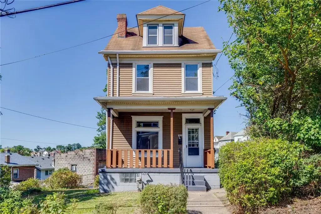1830 Realty Avenue , Beechview
