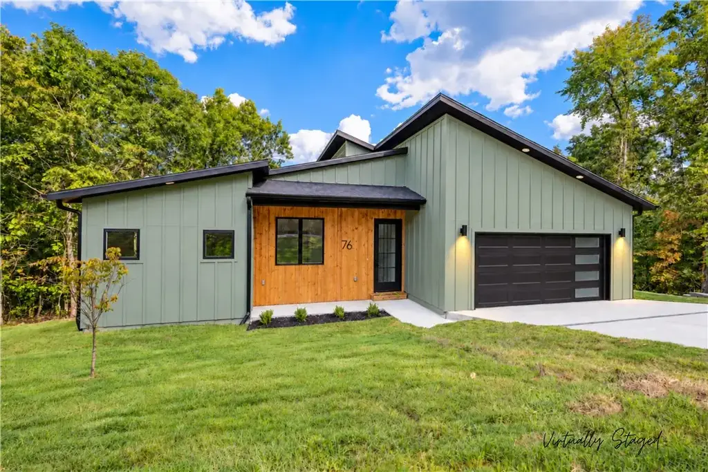 76 Cromarty Drive, Bella Vista