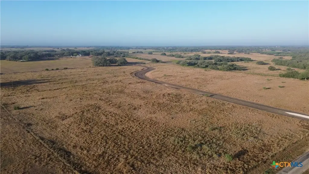 Seiler Rd, Goliad