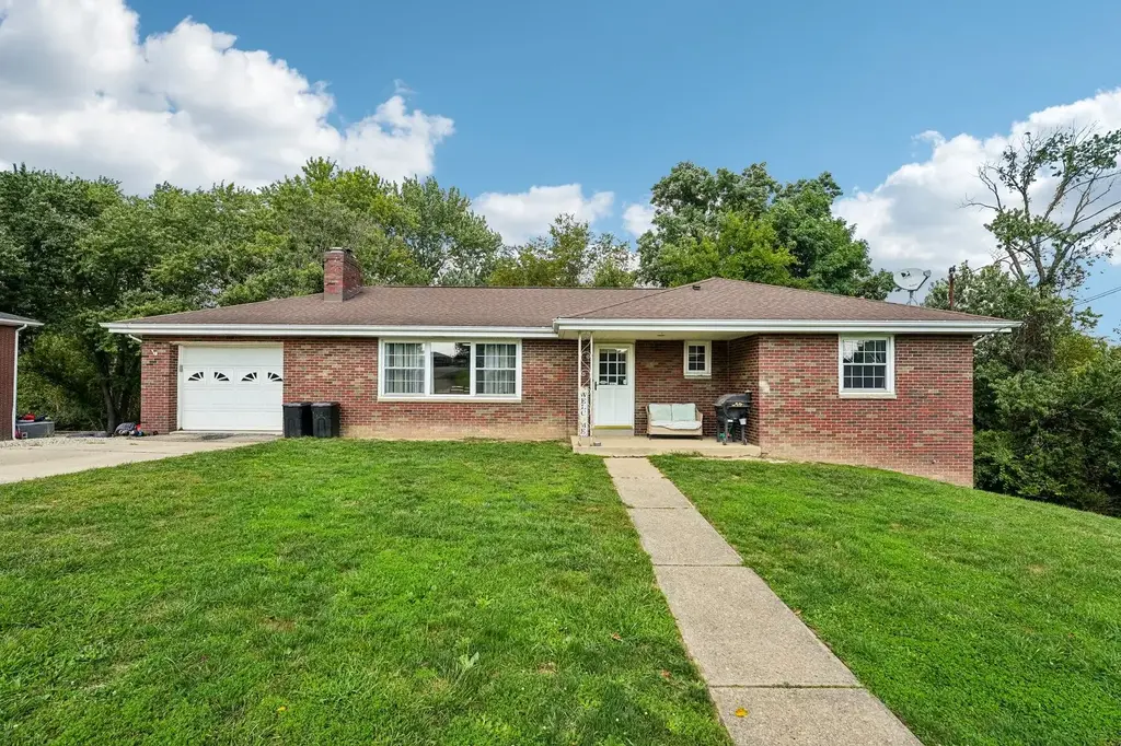 228 Walnut Street, Chartiers