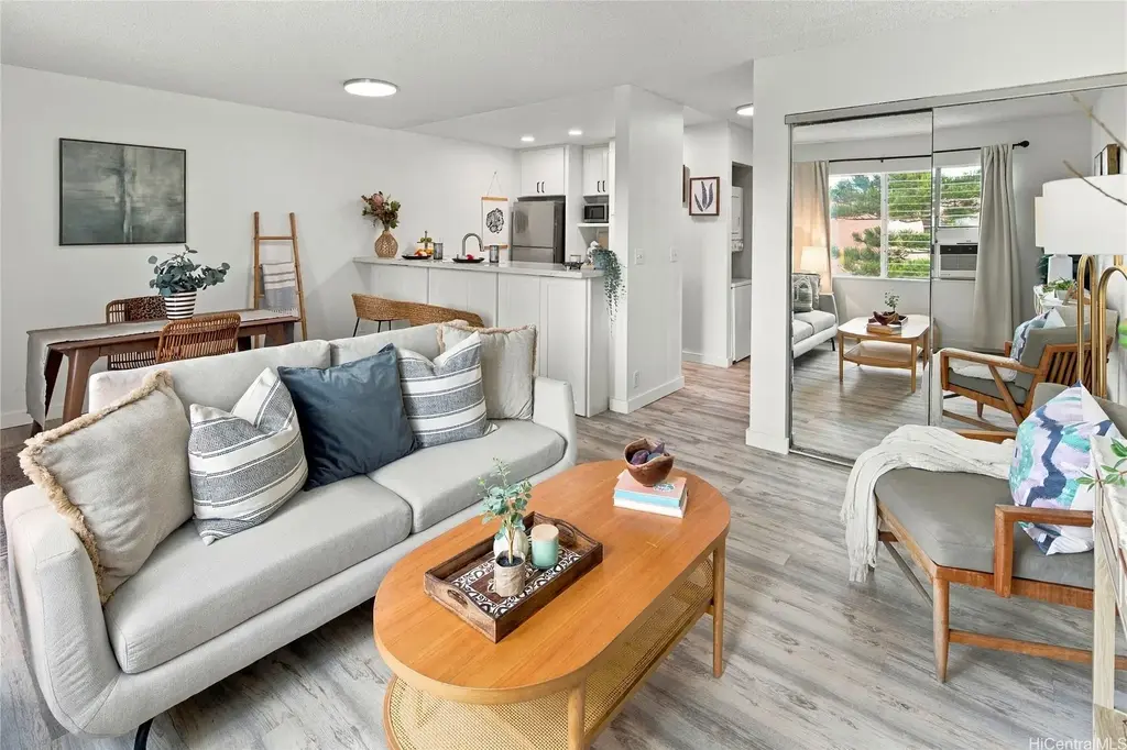 (unit #b211) 46-263 Kahuhipa Street, Kaneohe