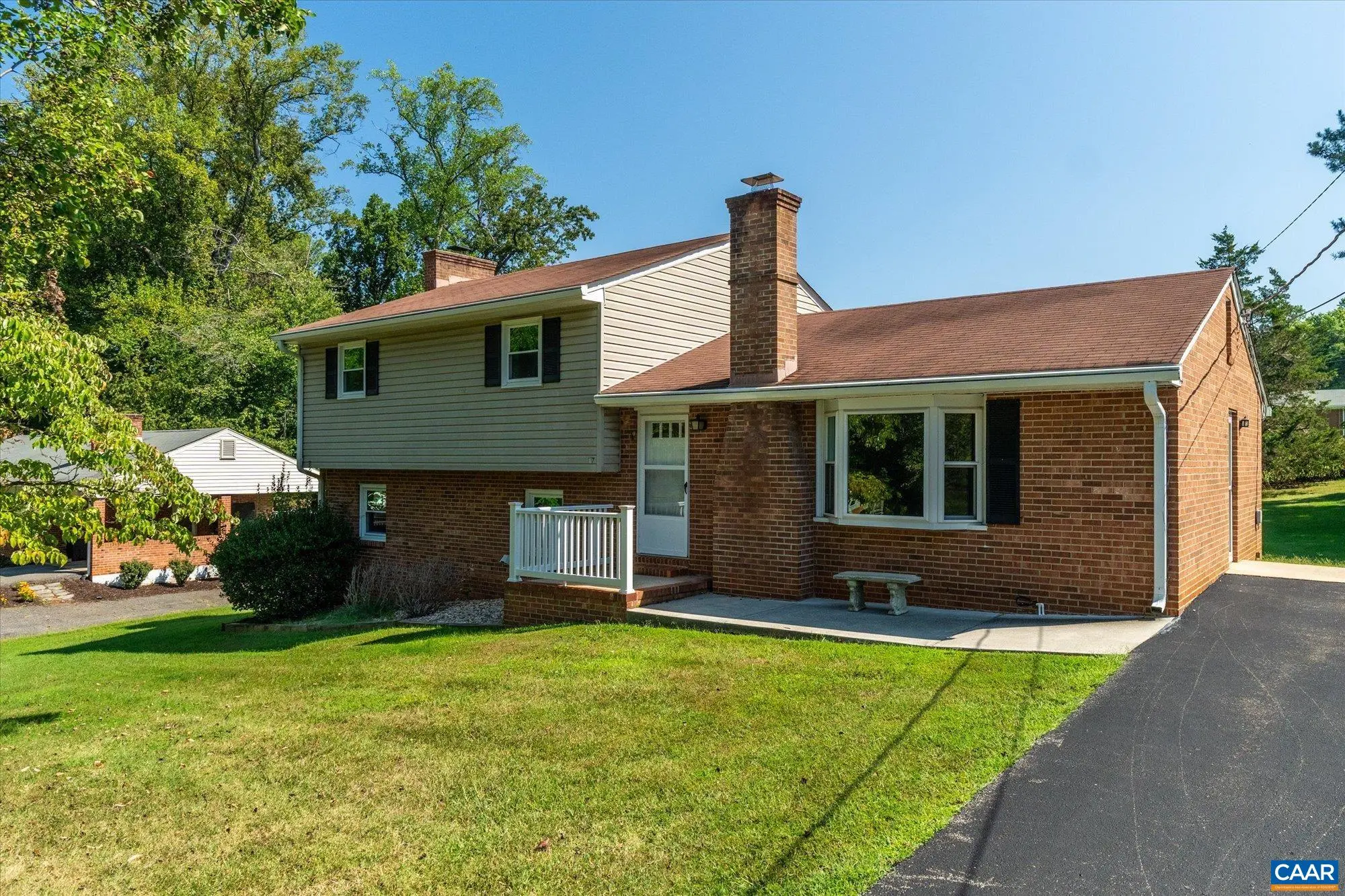 37 Pine Dr, Lynchburg