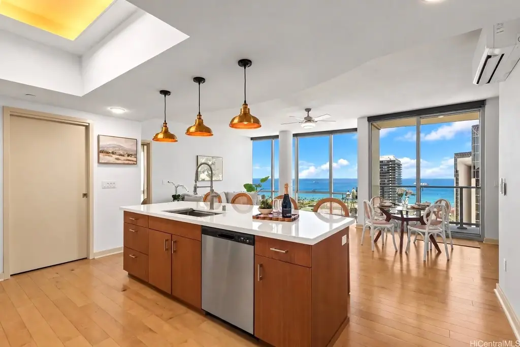 (unit #3805) 555 South Street, Honolulu