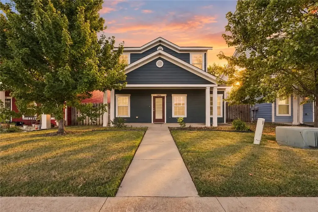 2402 Sw Juniper Avenue, Bentonville