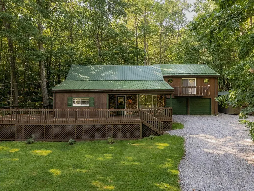 429 Pocono Drive, Jenner