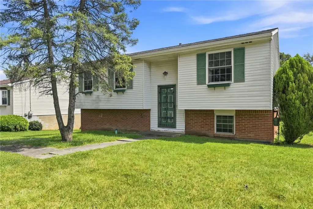 143 Eleanor Drive, Latrobe