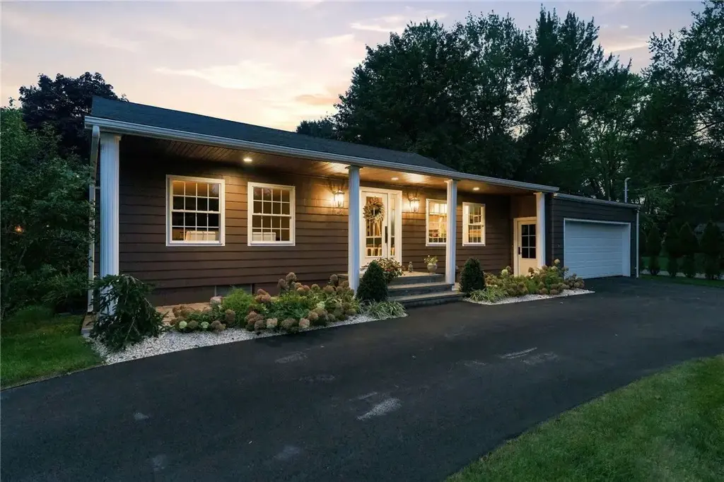 1142 Frenchtown Rd, East Greenwich