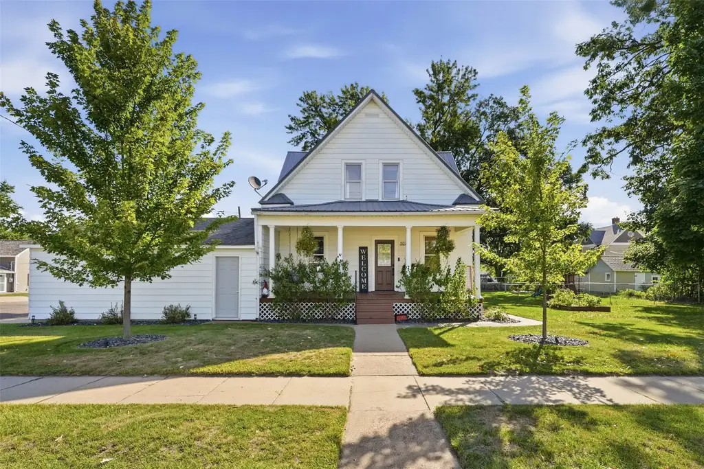 50768 Charles Street, Osseo