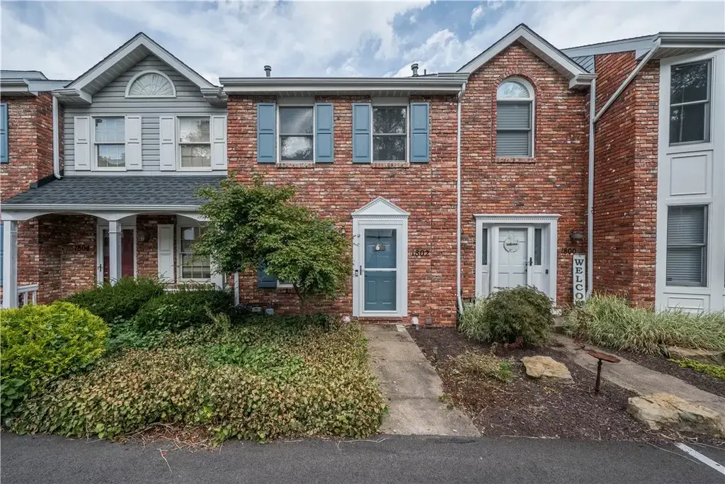 1802 Timberidge Drive, Bethel Park