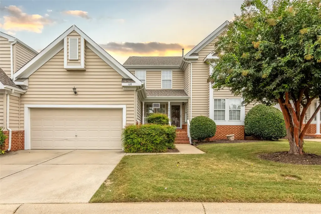 108 Waters Edge Drive, Williamsburg