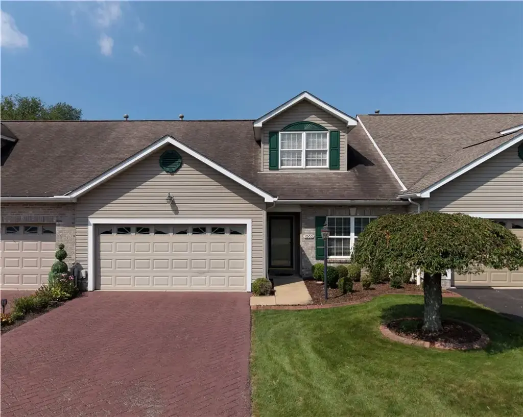 1002 Trail Side Court , Penn