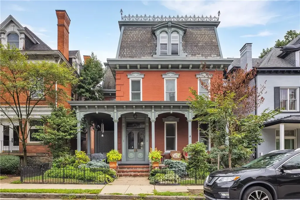 6016 Walnut Street , Shadyside