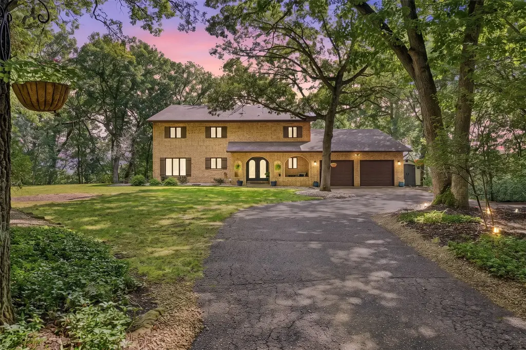 7865 Blue Valley Drive S, Eau Claire