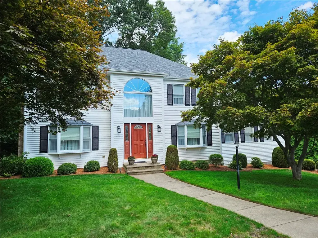 12 Jason Dr, Lincoln