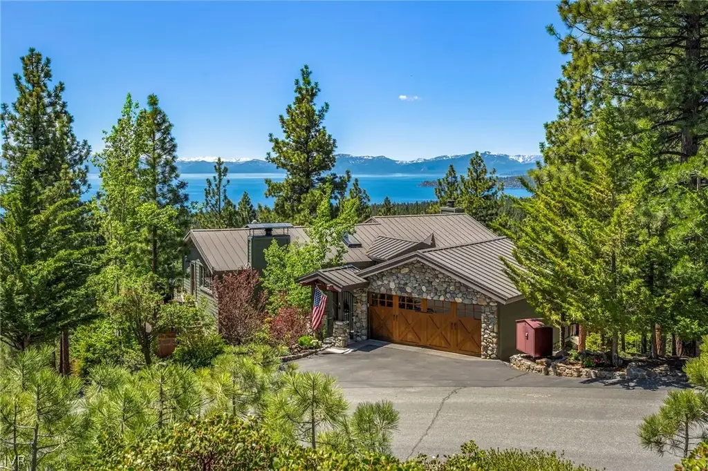 545 Alpine View, Incline Village
