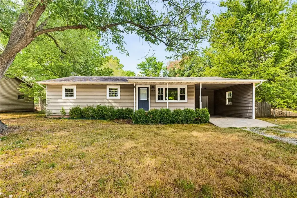 2324 Holly Street, Fayetteville