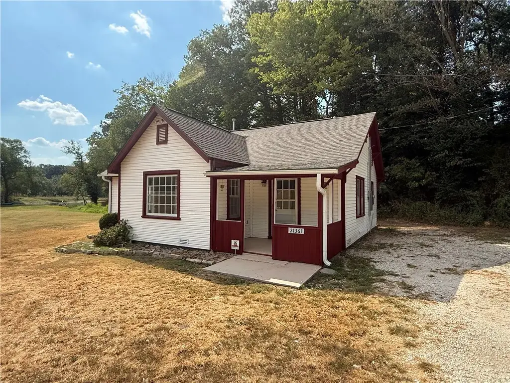 21361 Griggs Road, Springdale