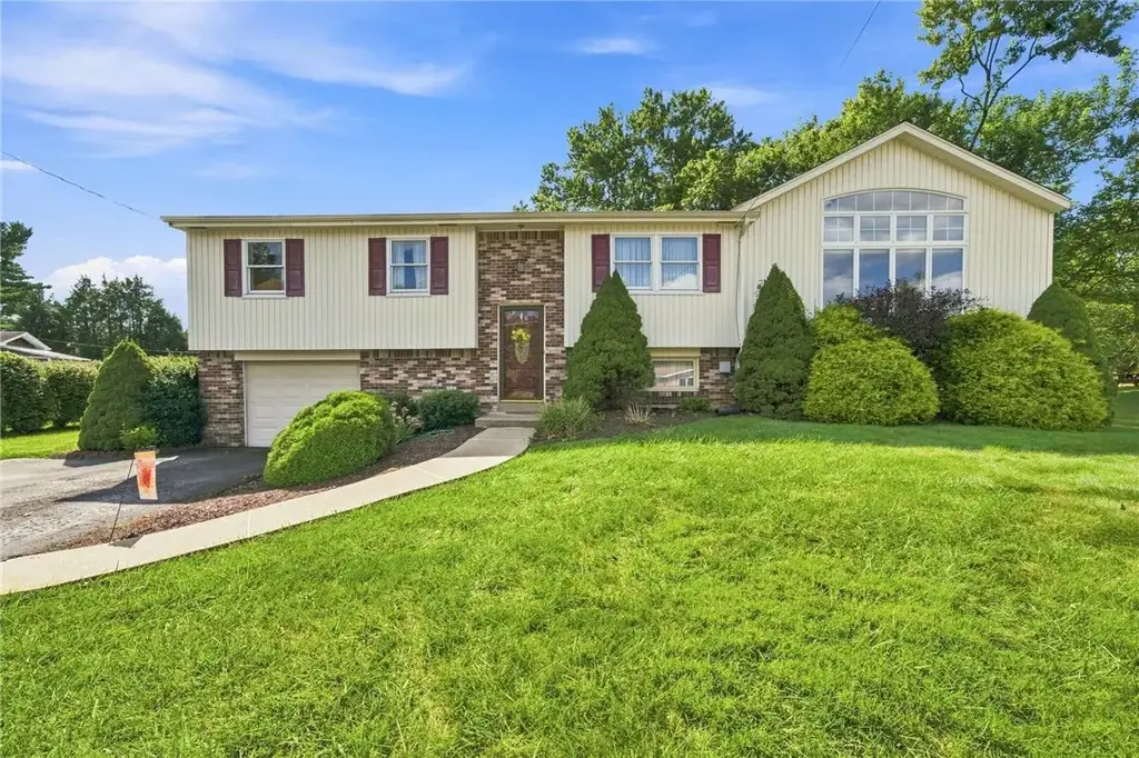 338 Evergreen Drive , East Huntingdon