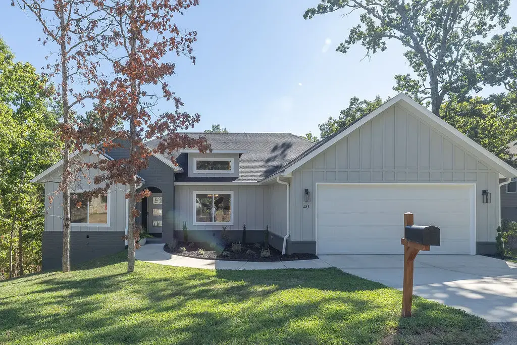 40 Berkshire Drive, Bella Vista