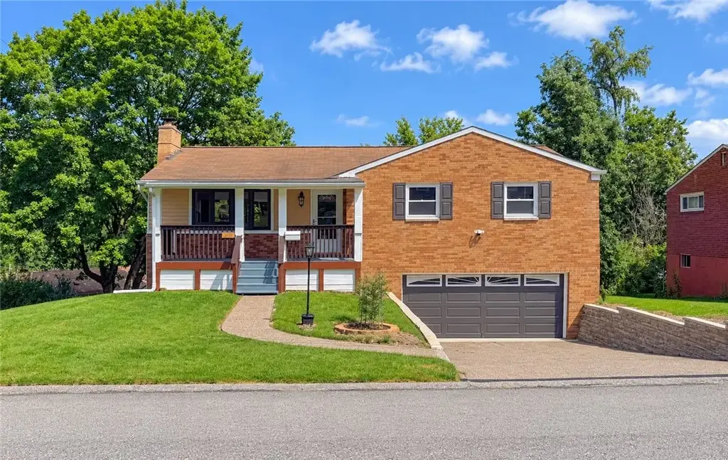 707 Riehl Drive , Castle Shannon