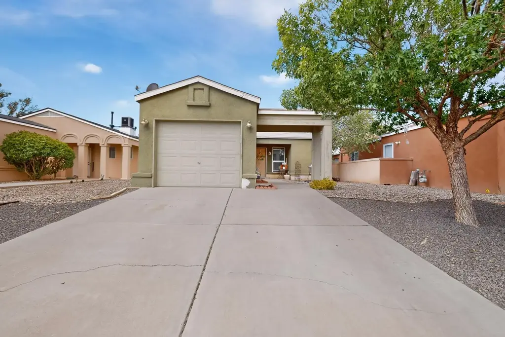 2153 High Desert Circle Ne, Rio Rancho