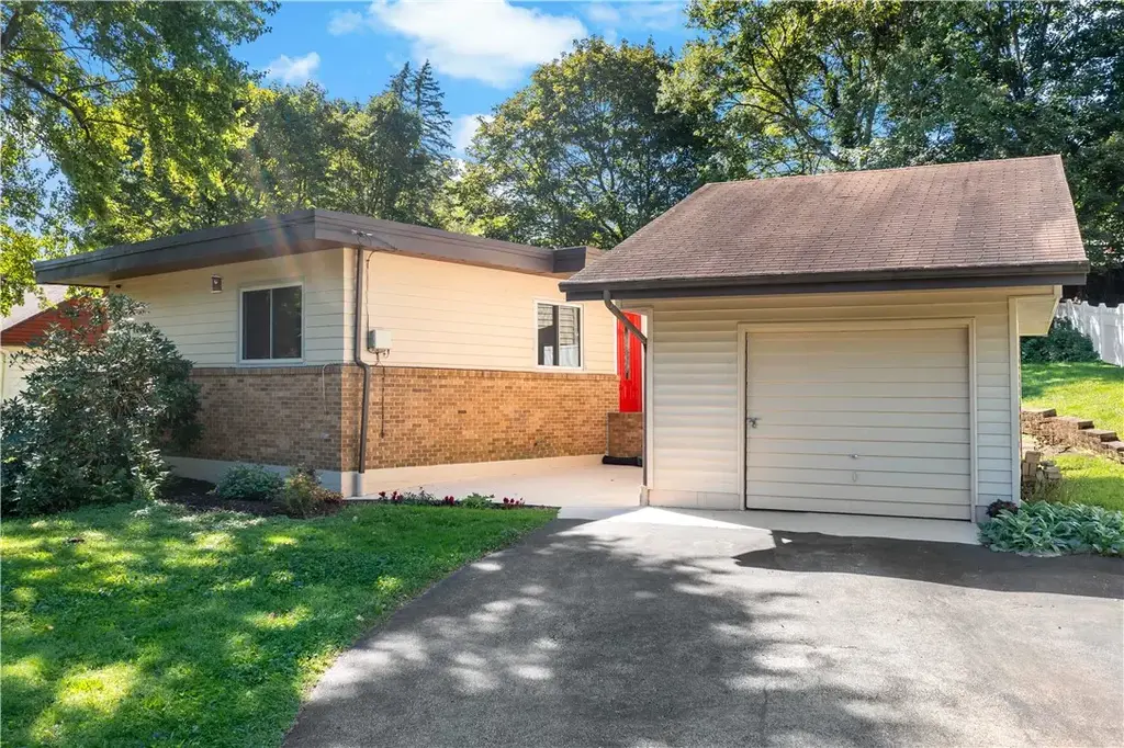 200 Elfinwild Road , Shaler