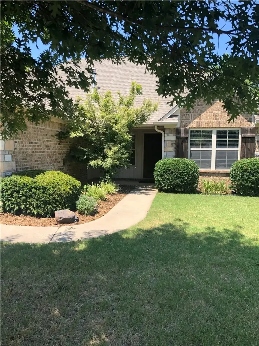 3690 Mountain View Drive, Fayetteville