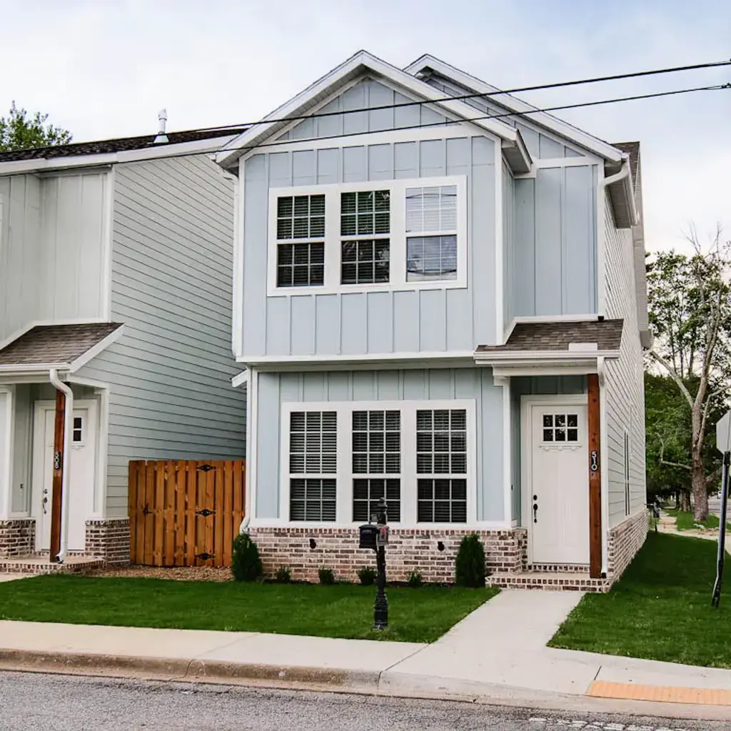 510 W Persimmon Street, Rogers