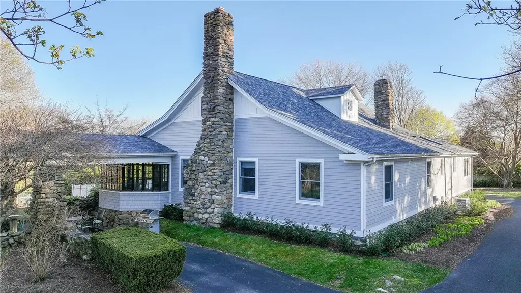 244 Kingstown Rd, Narragansett