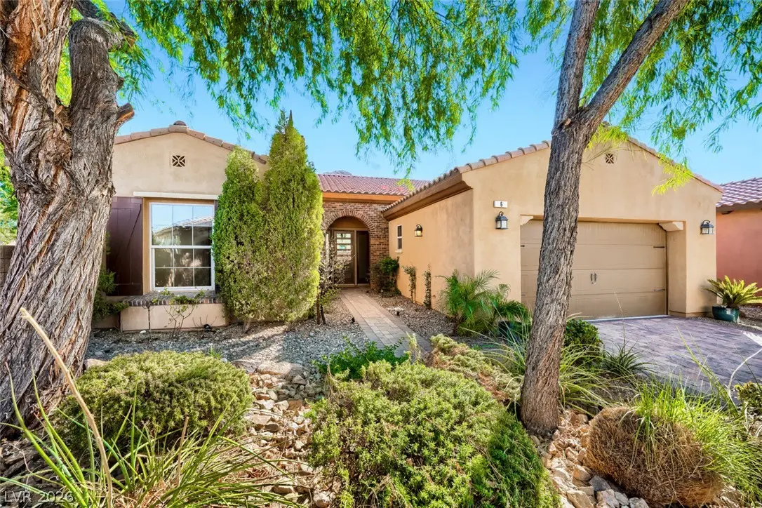 Photo of Listing #2817182