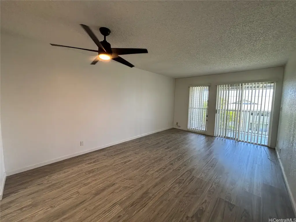 98-1433 Kamahao Street # 1084, Pearl City