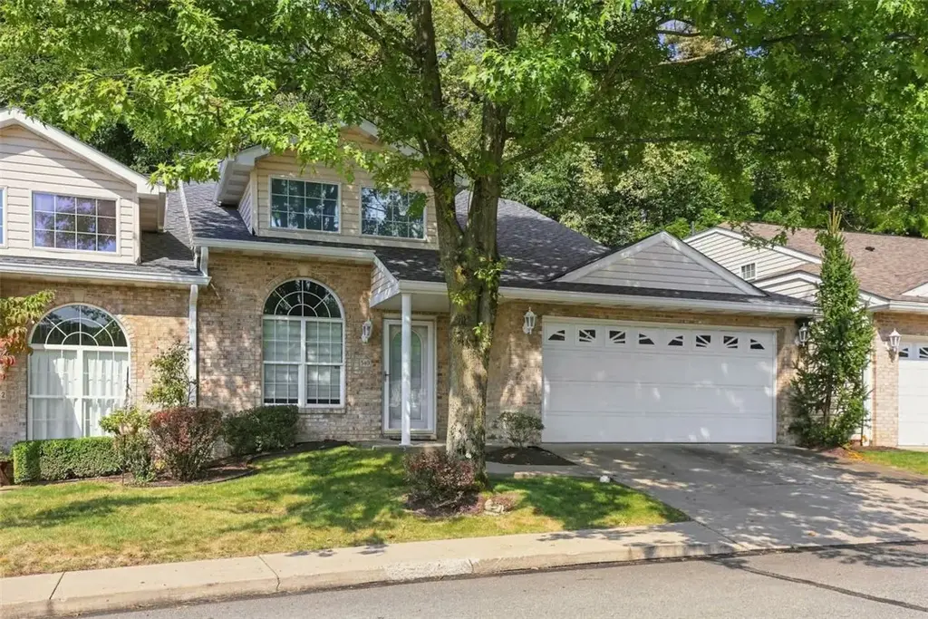 540 Newport Drive , Penn Hills