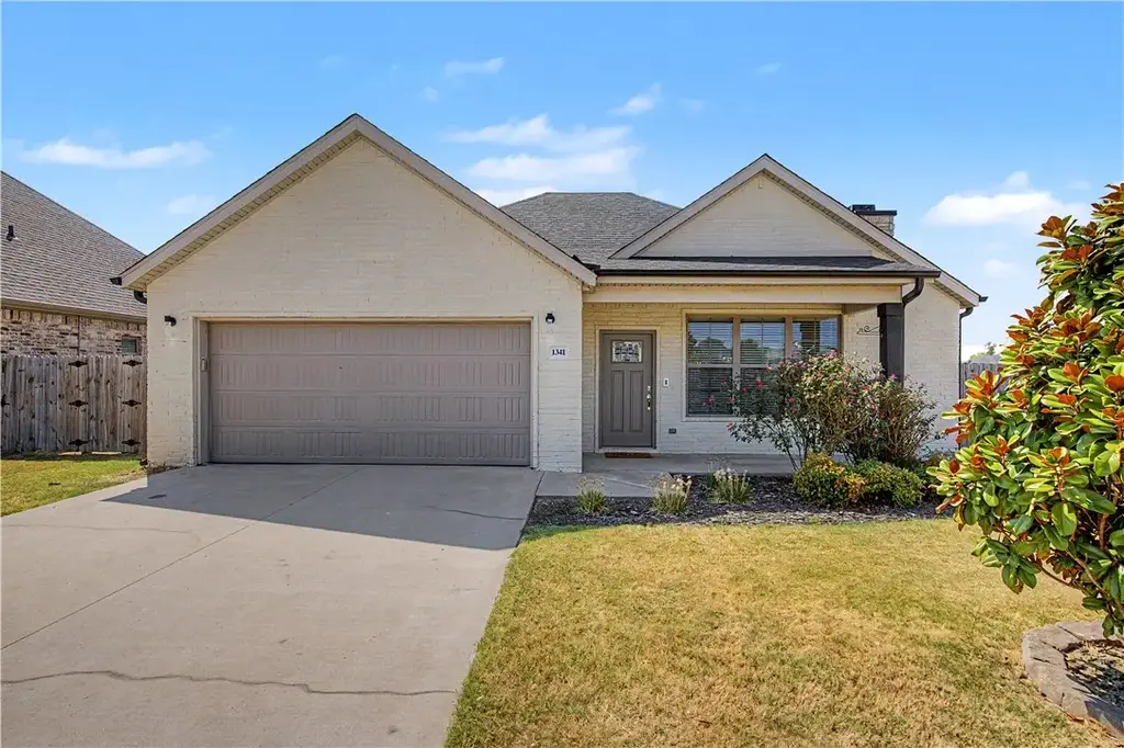 1341 Ruscello Avenue, Tontitown