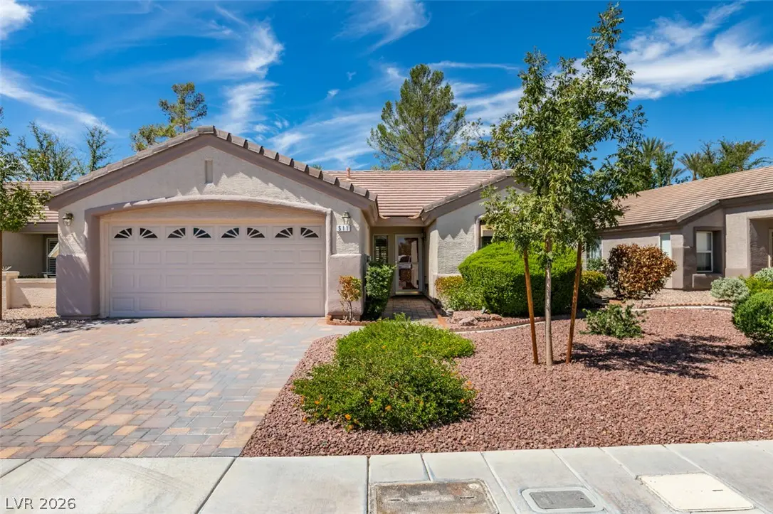 511 Winding Oak Court, Henderson