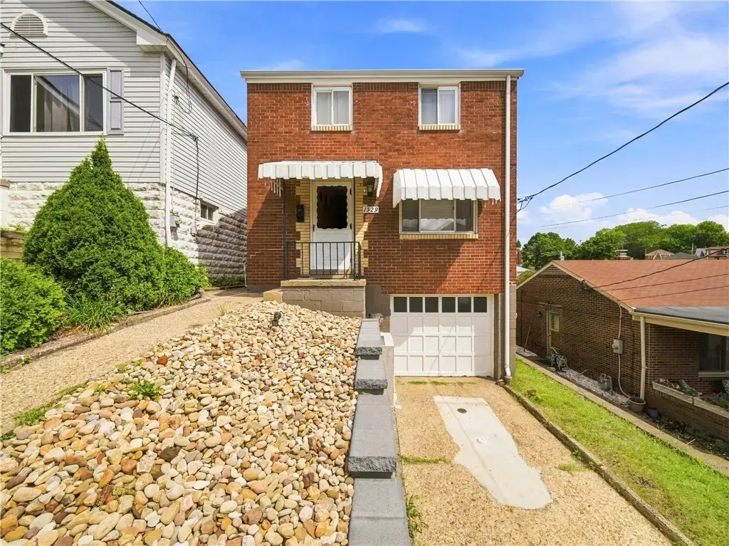 1529 Creedmoor, Brookline