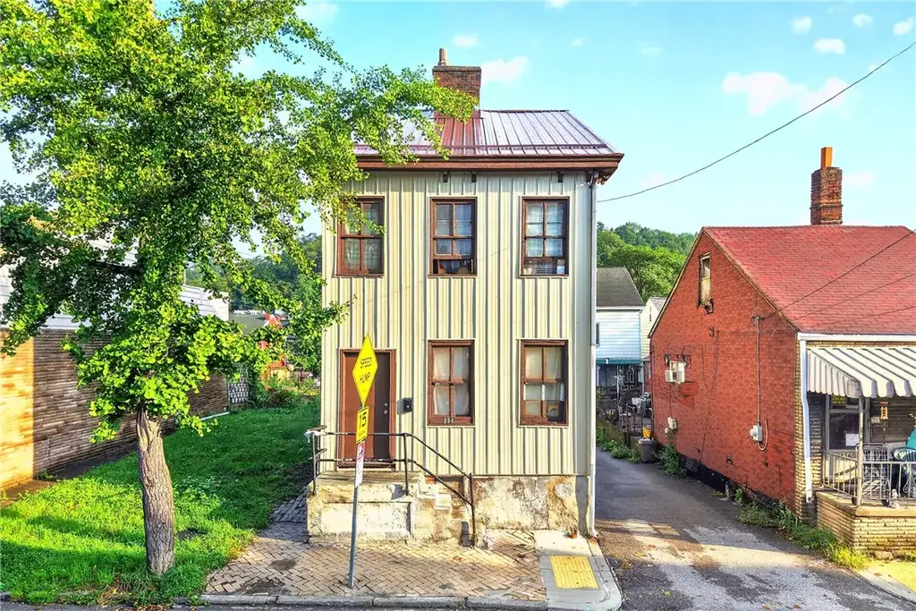 854 Suismon Street , East Allegheny