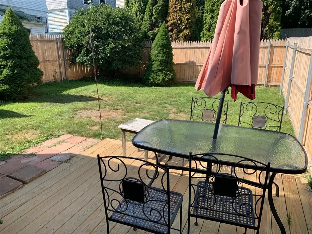 65 Roseneath Ave, Newport