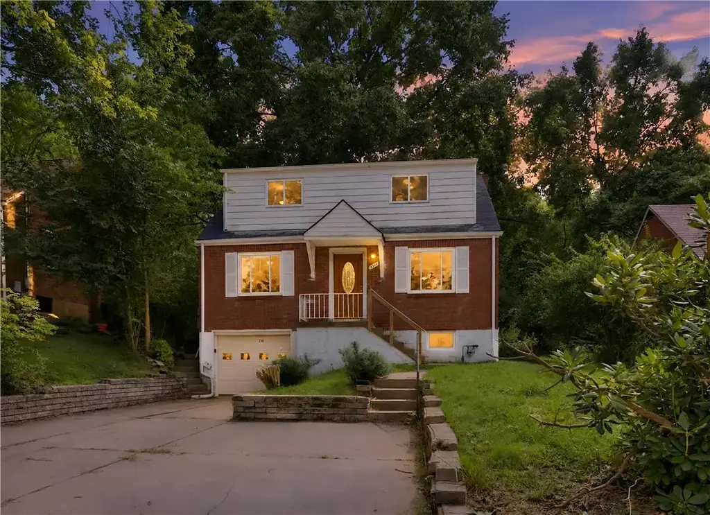2840 Mckelvey Road , Braddock Hills