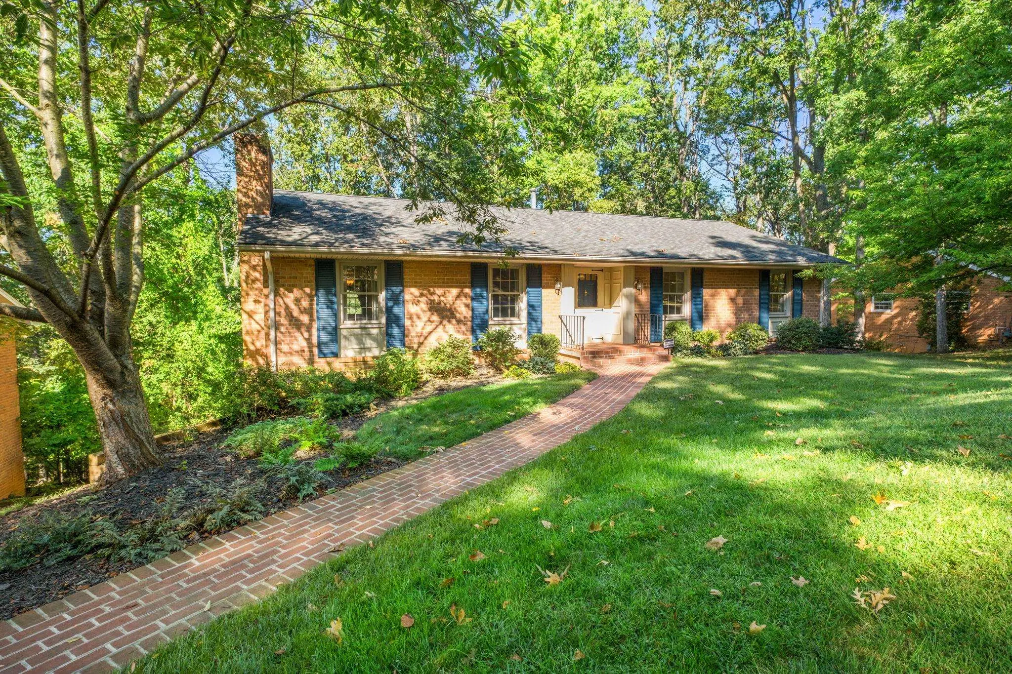1209 Pinehurst Rd, Staunton