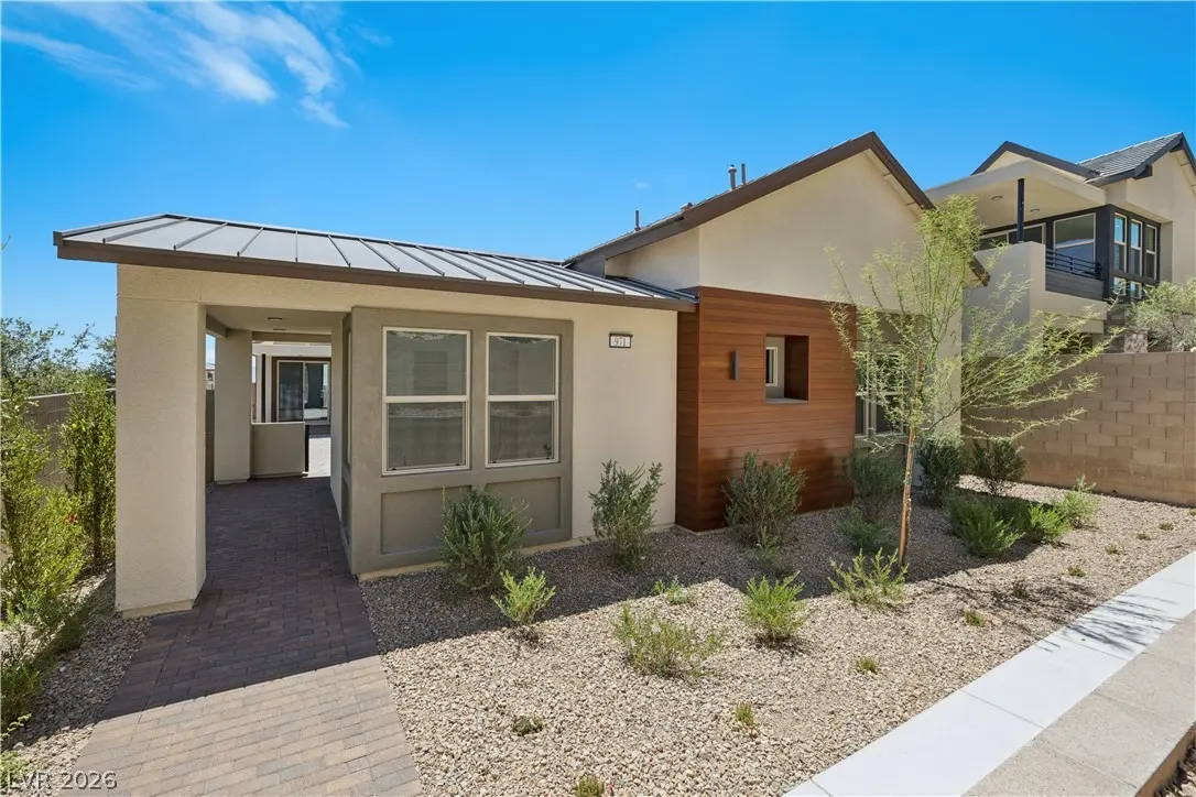 971 Golden Summit Avenue, Las Vegas