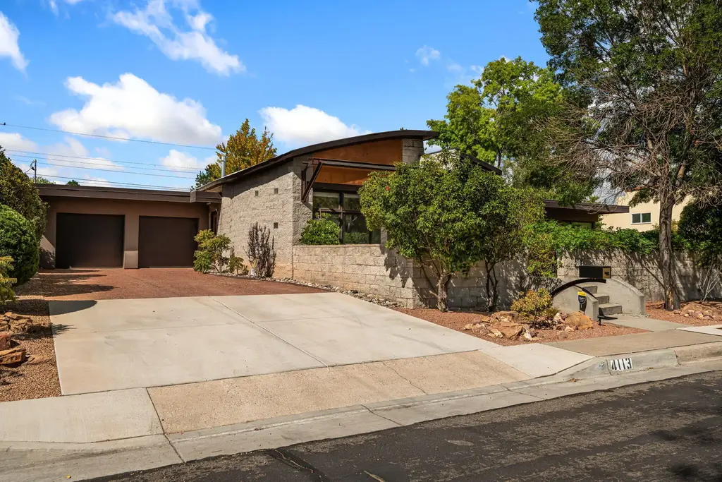 4113 Hannett Avenue Ne, Albuquerque