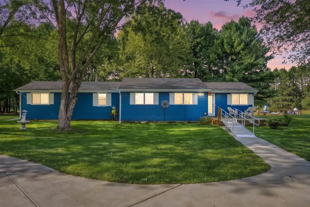 S 8825 Short Road, Eau Claire