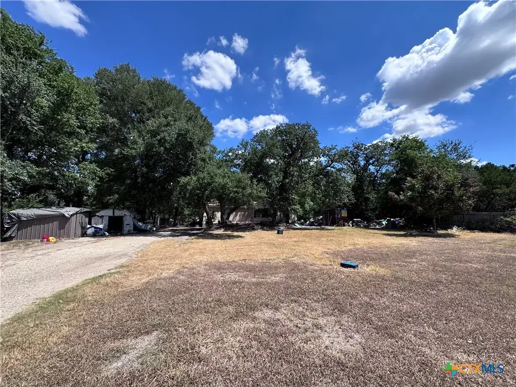 3527 Simmons Road, Belton