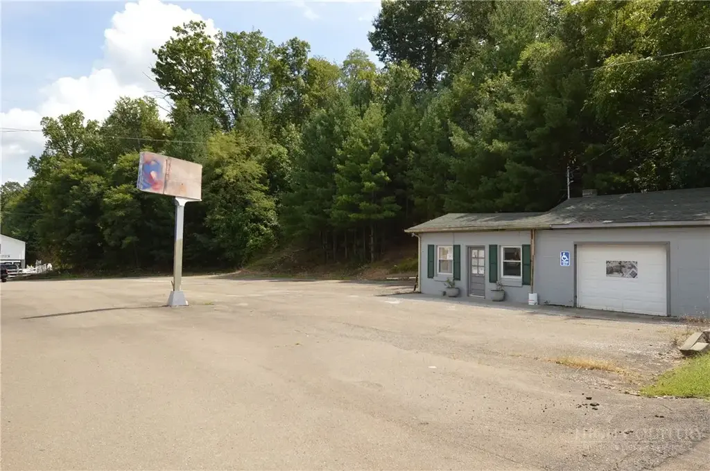 500 S Main Street, Sparta