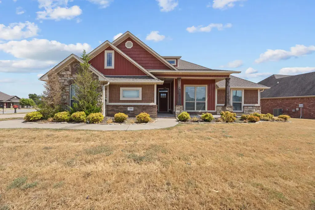 1280 Sundowner Ranch Avenue, Prairie Grove
