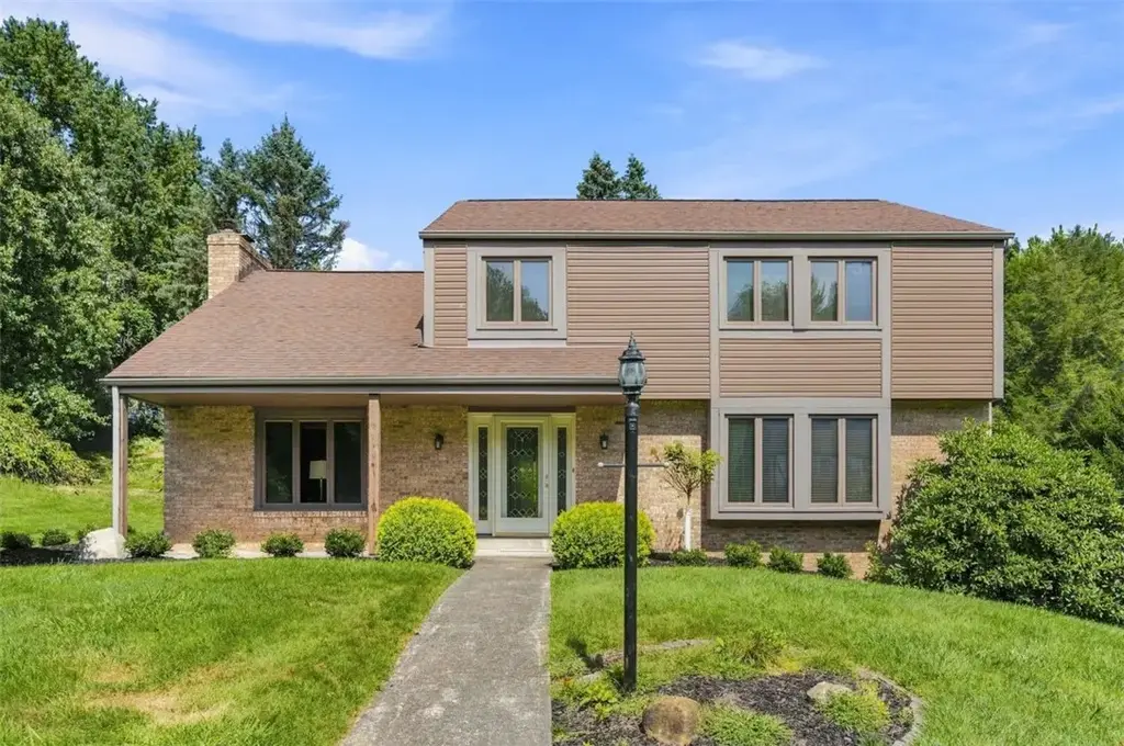6103 Berkshire Court , Marshall