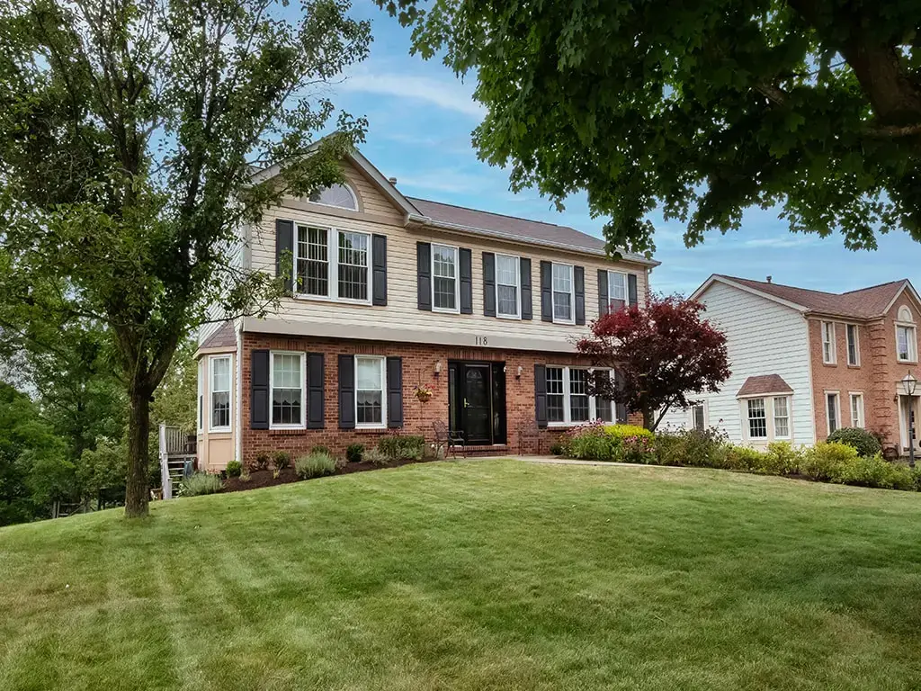 118 Bluestone Drive, Bethel Park