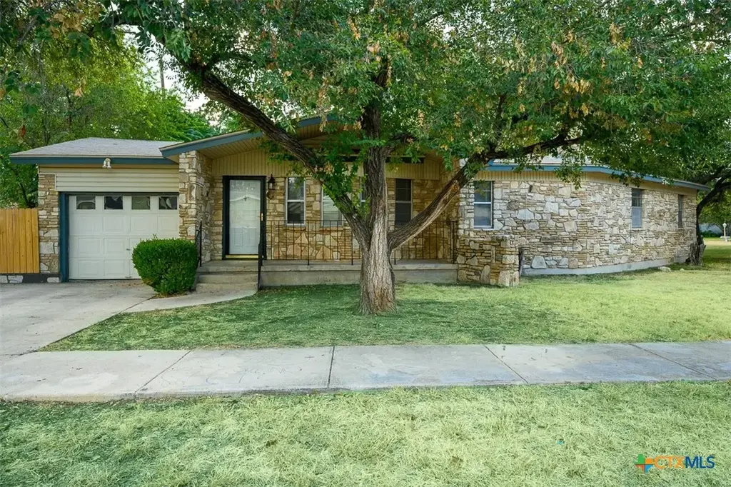 2602 Live Oak Drive, Copperas Cove