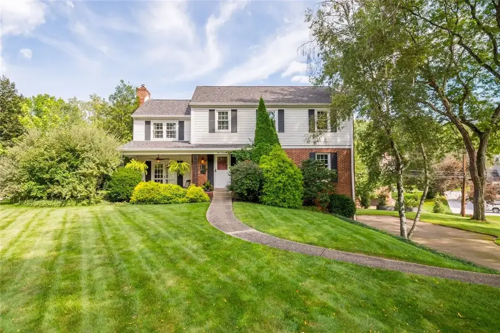 114 Surrey Lane, Upper St Clair